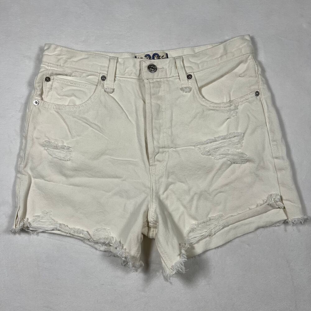 We The Free| Women’s distressed high waist cutoff denim jean shorts